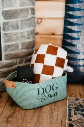Because pups are family too... Cozy (+washable) blanket included so your four-legged camper can claim their spot on the couch guilt-free & a paw towel for those wet days