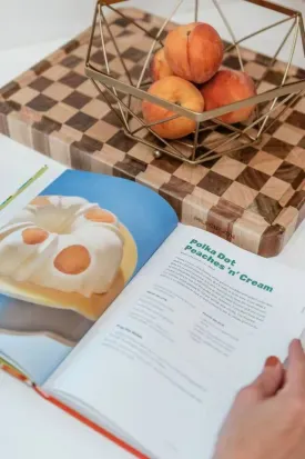 The best kitchens invite creativity—whether you’re flipping through cookbooks, trying a new recipe, or filling a bowl with fresh fruit from the local market. Camp Kindred makes cooking together part of the memory