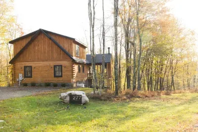 Fall is magic at Deep Creek. Brilliant leaves frame Camp Kindred, where leaf peeping, cool nights by the fire, and crisp mountain air set the tone for your autumn retreat