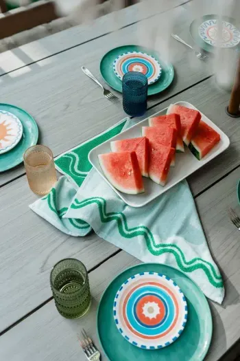 Fresh fruit, fresh air, and time together. Whether it’s a quick snack between adventures or a slow summer meal, the deck is made for sharing life’s simple joys