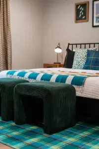 With natural light, seating at the foot of the bed, and space to rest your bags, the Golfer’s Green is designed for both form and function—a room that travels as well as you do