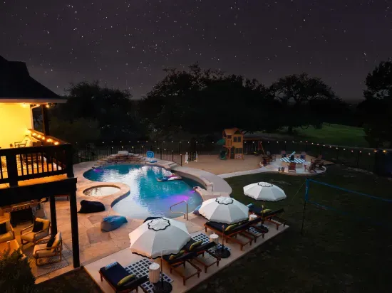 Stargazing+Pool+HotTub+GameRoom+PlayRoom•Sleeps18