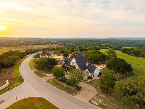 Circular driveway in front of house