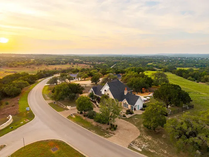 Circular driveway in front of house