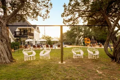 Swing Seating for dreaming