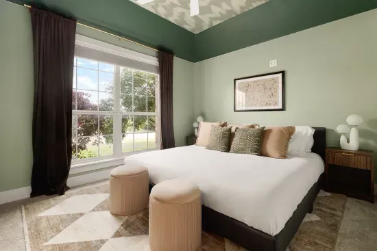 King Bedroom