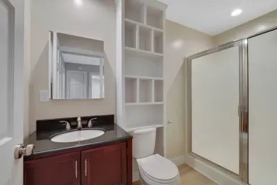 Master full Bathroom