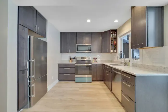 Kitchen , remodeled in 2022, all dishes and necessary basic item included.