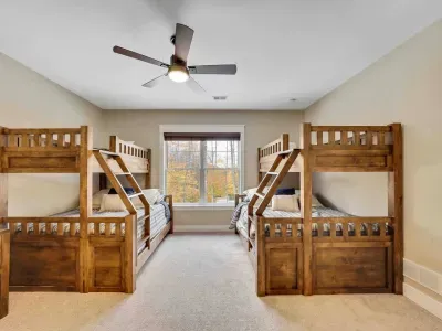 Lower Level Bedroom # 5
2 Queens/twins