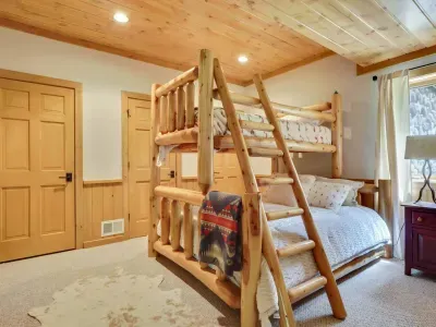 Bedroom 4 with bunk bed twin over queen