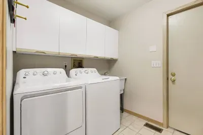 Oyster Bay - image 21 of 40