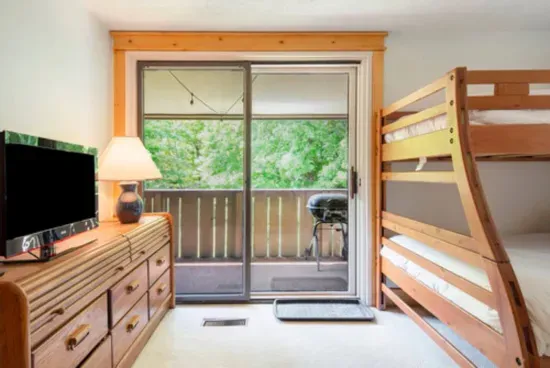 Base Camp Lodge Mountain Retreat