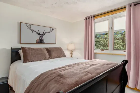 Base Camp Lodge Mountain Retreat