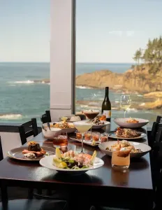 Beautiful Oregon Coast dining and ocean-view experience for a Mother’s Day getaway