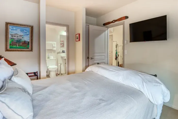 Ground Floor Ensuite Bedroom