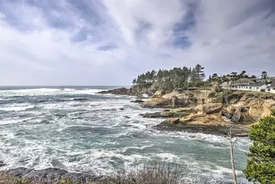 Depoe Bay Views | On-Site Laundry | Game Room | Private Lanai