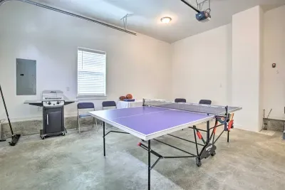 Garage | Ping-Pong Table | Gas Grill