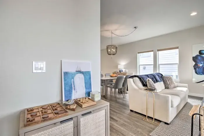 Living Room | Property Name: 'Moby Dick'