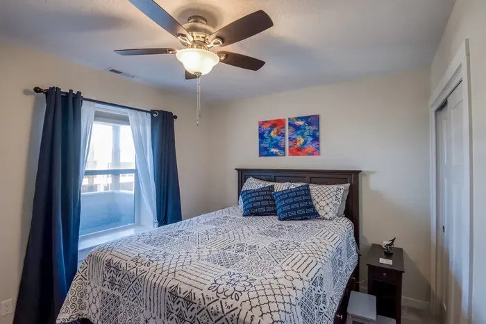 Queen Bed Downstairs