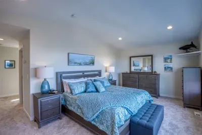 King Size Bed - Master Bedroom