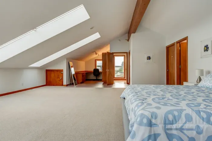 Great Space to Work!