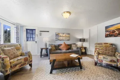 S1 - Epic - Surf Inn