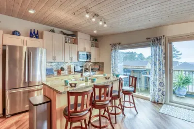 Kitchen Island