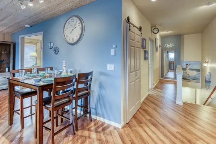 Entry Stairwell and Hall