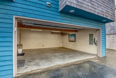 2 Car Garage