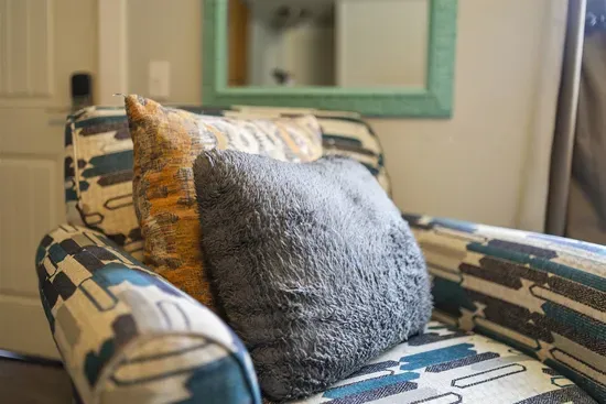 S5 - The Drop - Surf Inn
