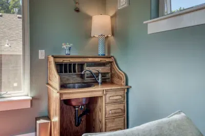 Wet Bar