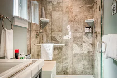 Main Bedroom Ensuite