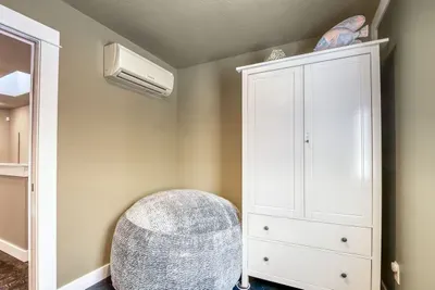 Bunk Room Seating - Yes that is Air Conditioning