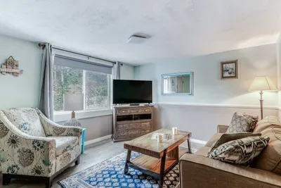 S7 - Longboard - Surf Inn - image 24 of 63