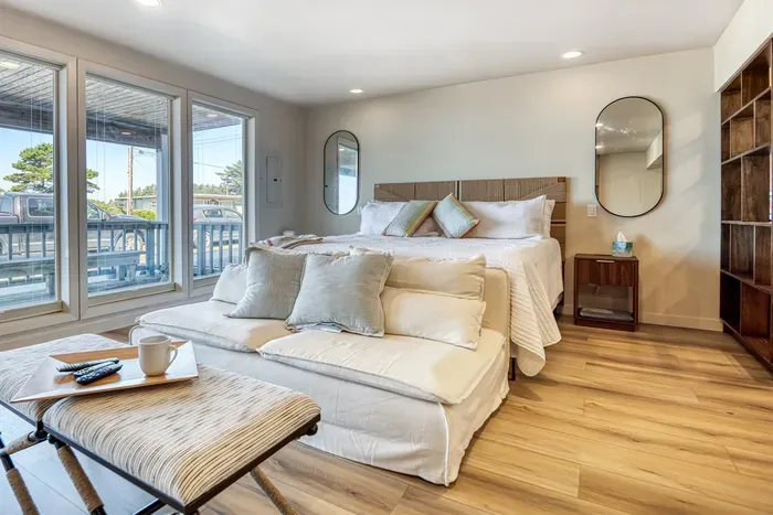 Sitting area to watch TV