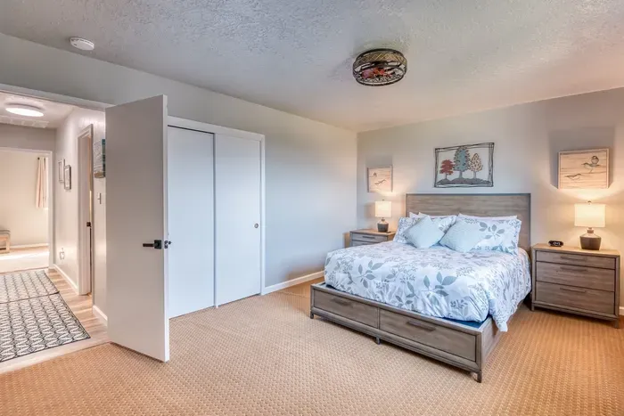 Queen Size Master Bed