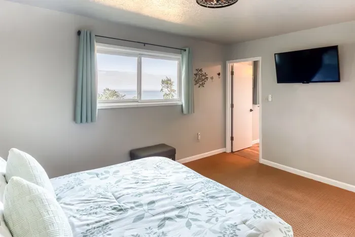 Master Bedroom - Ocean View