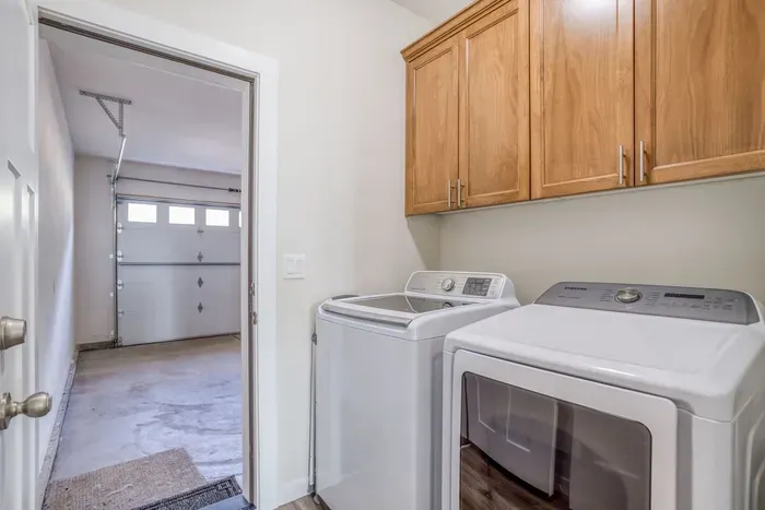 Whale Tale & Arcade-Laundry