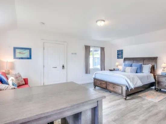 Queen Size Bed