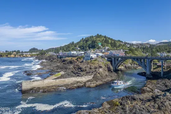 7bc8e425023e40ef97d1f9264691e2fb_3000x2000_resize