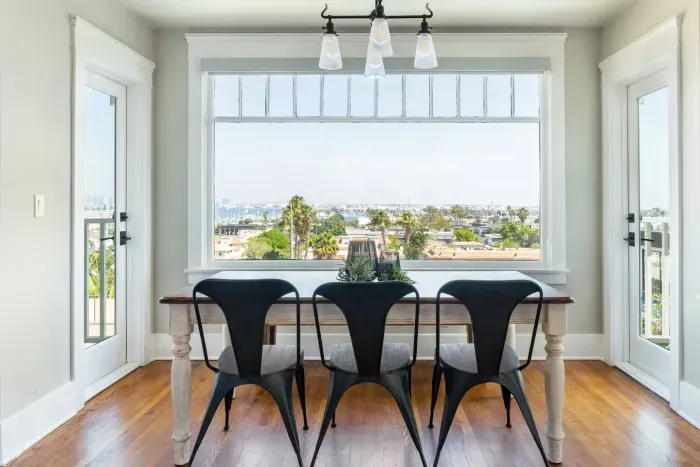 ‘Top of the world’ water views and downtown city views