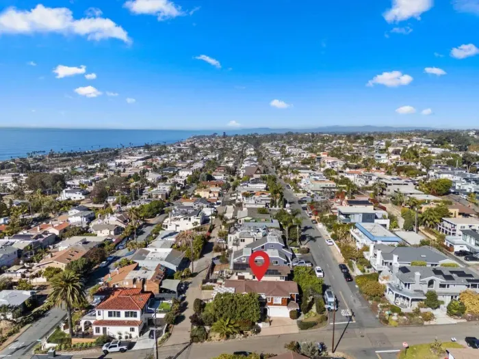 Quiet, friendly neighborhood close to local attractions and amenities