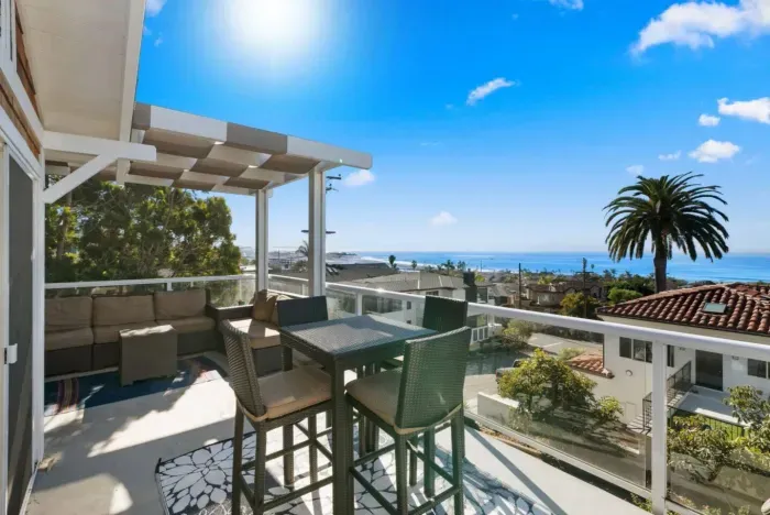 Ocean-view terrace with seating