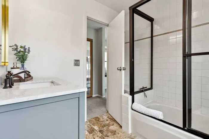 Bright bunk bedroom perfect for families or groups.