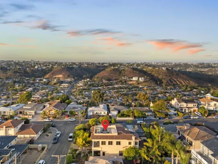 Panoramic mountain views