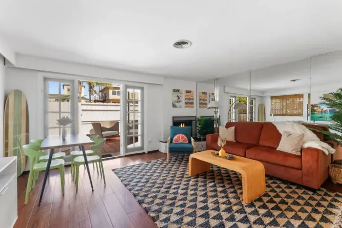 Airy living space wrapped in windows