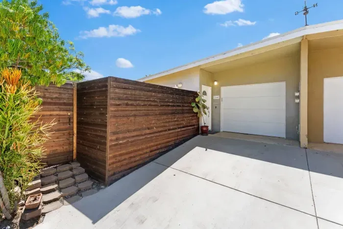 Tucked away at the end of a quiet cul-de-sac, Serena Encinitas offers both privacy and coastal charm from the moment you arrive.