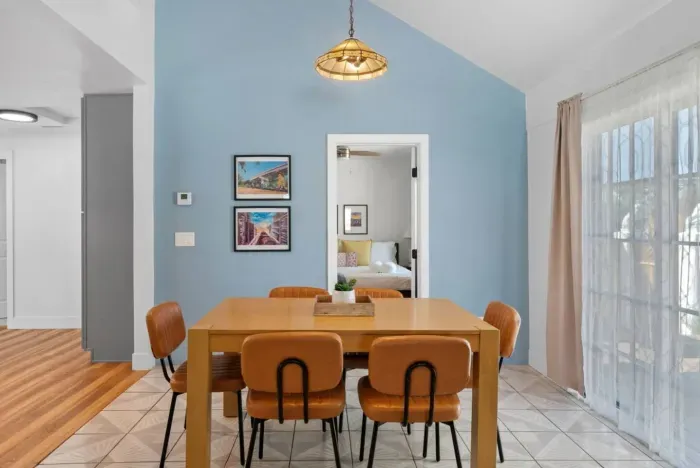 Enjoy meals in this bright and stylish dining space!