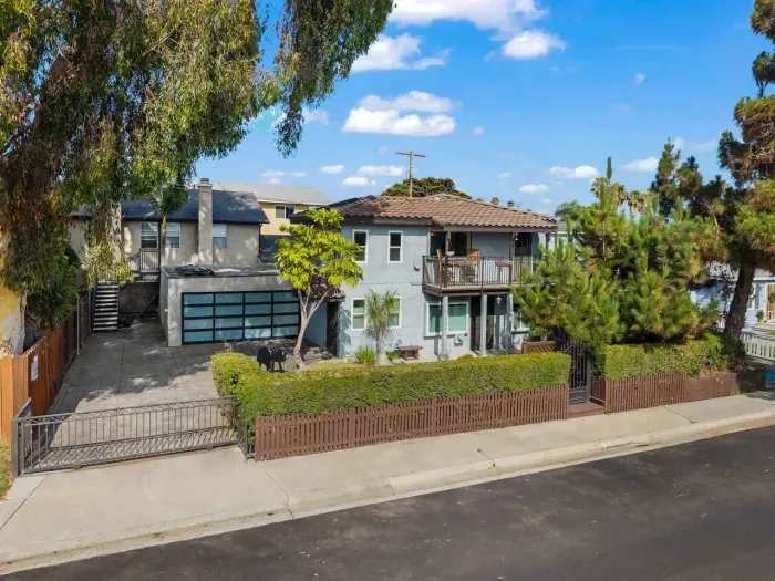 A welcoming retreat in the heart of Pacific Beach.