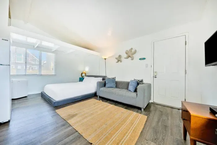 Cozy Mission Beach retreat.